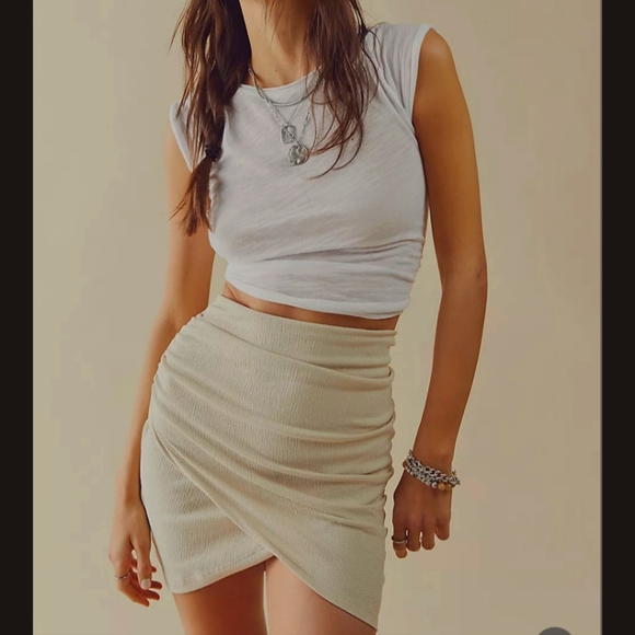 NWT Free People Mini Skirt - Picture 4 of 4